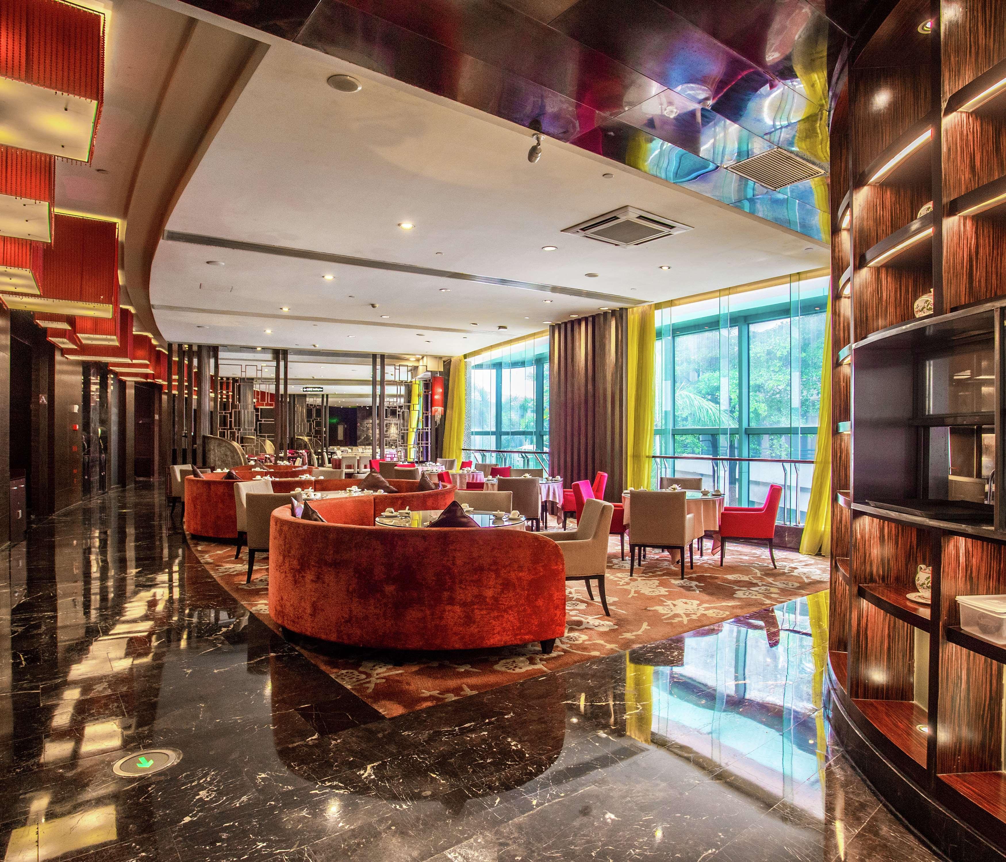 Hilton Guangzhou Science City, Free Shuttle Bus During Canton Fair Екстериор снимка