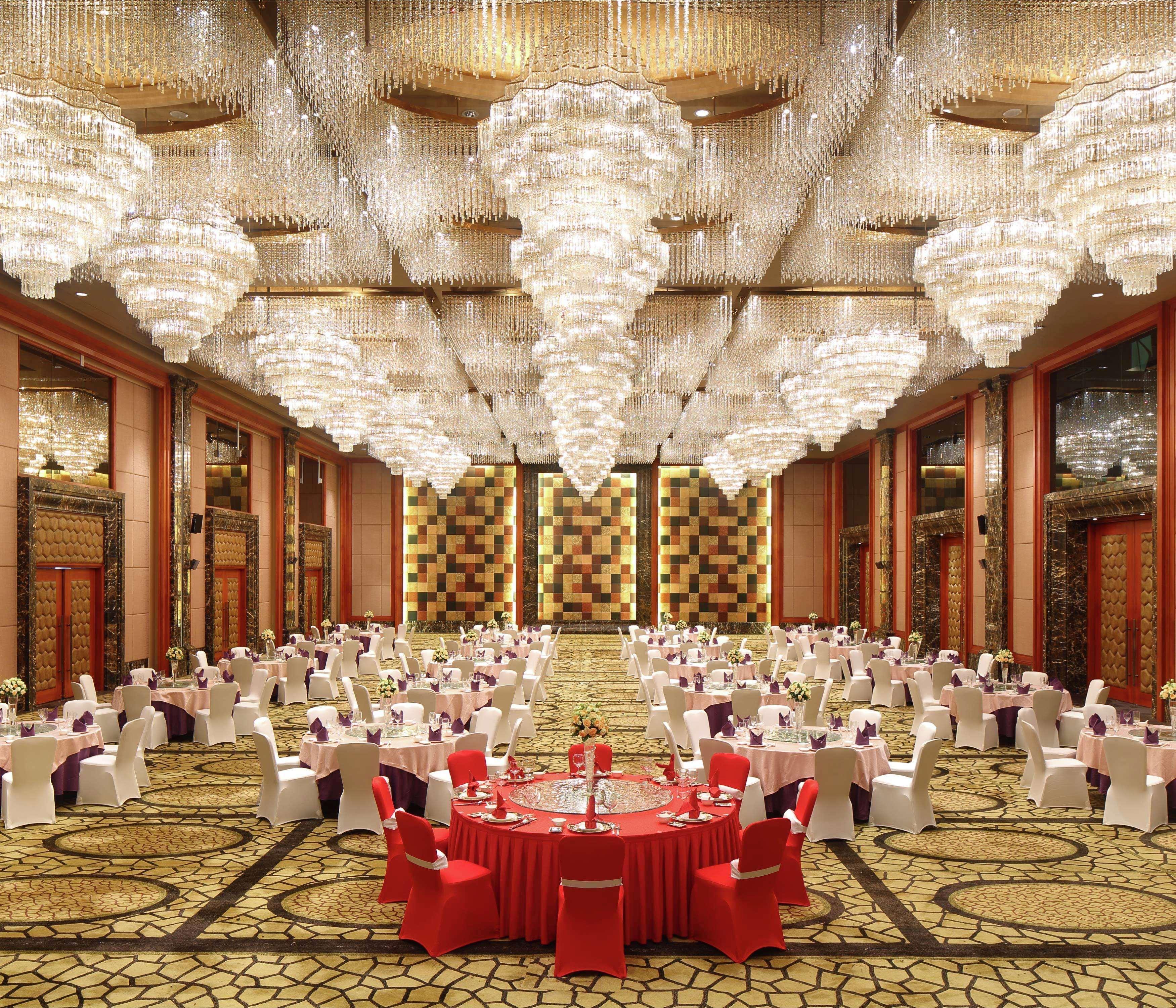 Hilton Guangzhou Science City, Free Shuttle Bus During Canton Fair Екстериор снимка