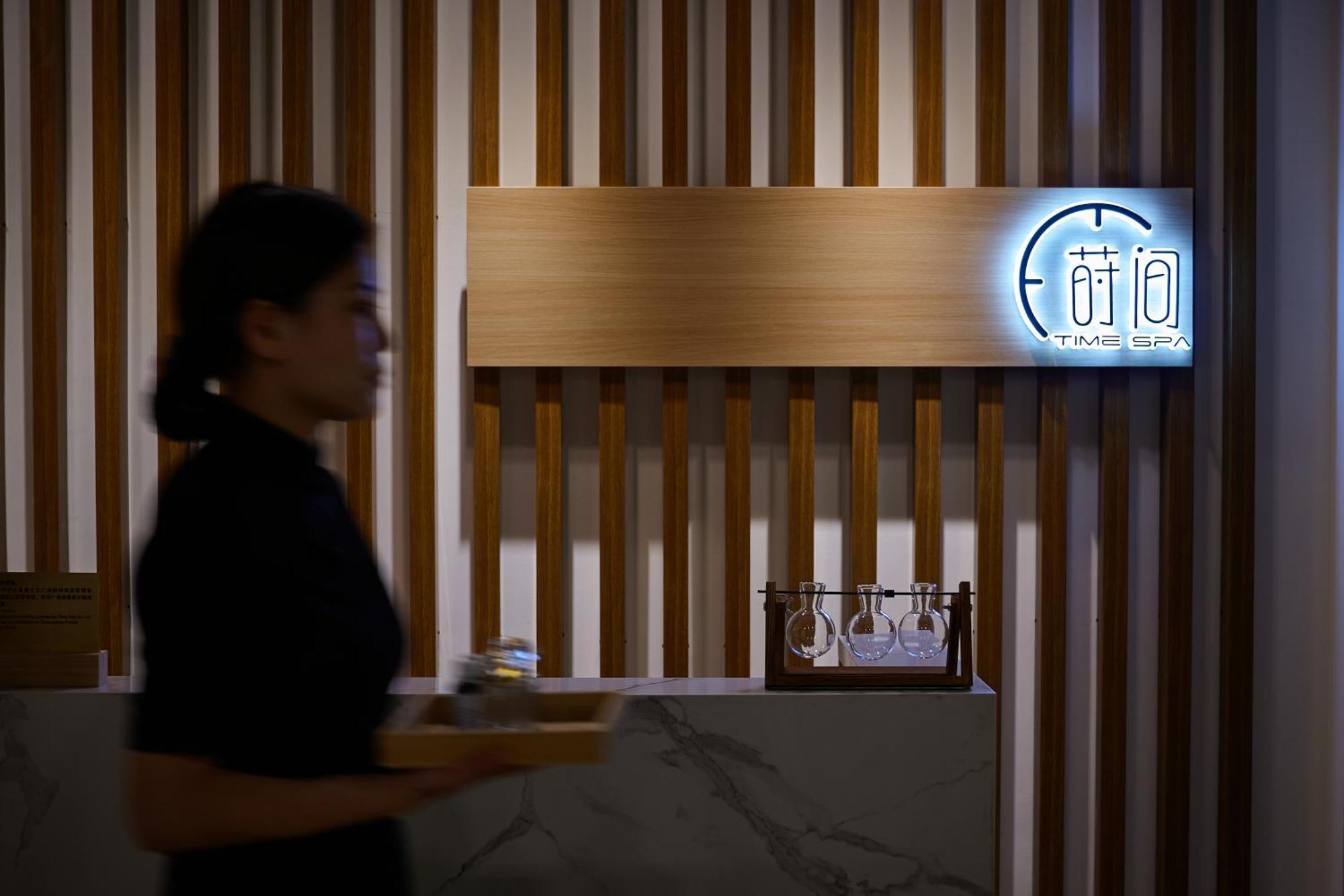 Hilton Guangzhou Science City, Free Shuttle Bus During Canton Fair Екстериор снимка