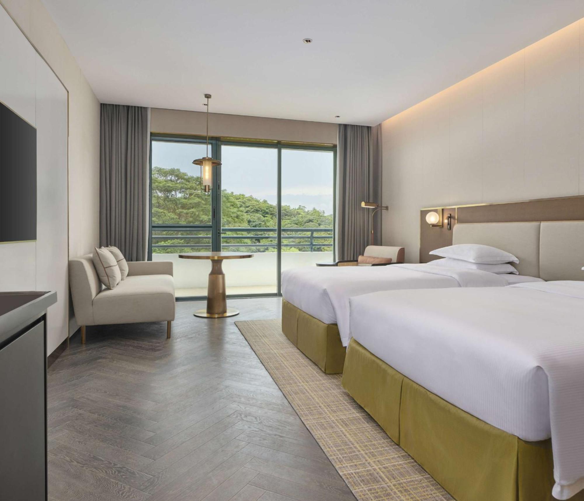 Hilton Guangzhou Science City, Free Shuttle Bus During Canton Fair Екстериор снимка